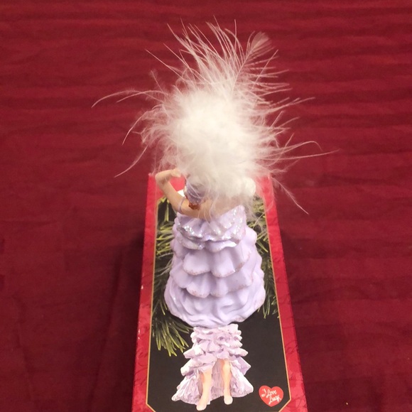 I Love Lucy Gets in Pictures Ornament - Picture 5 of 13